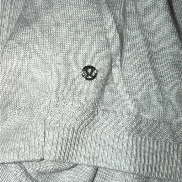 Lululemon Unity Drop Back Sweater - Picture 4 of 7